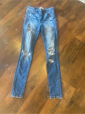 BKE Women's Distressed Dark Blue Skinny Jeans